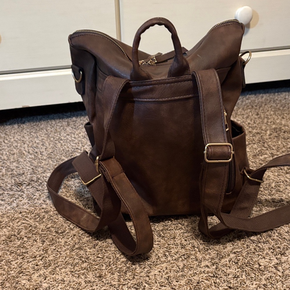 Dora & Liz Elegant Brown Leather Backpack with Pockets - Picture 2 of 10
